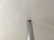 Стыковка труб с натяжным потолком