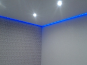 Натяжной потолок с подсветкой светодидами