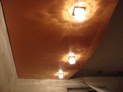 Натяжной потолок оранжевый глянец